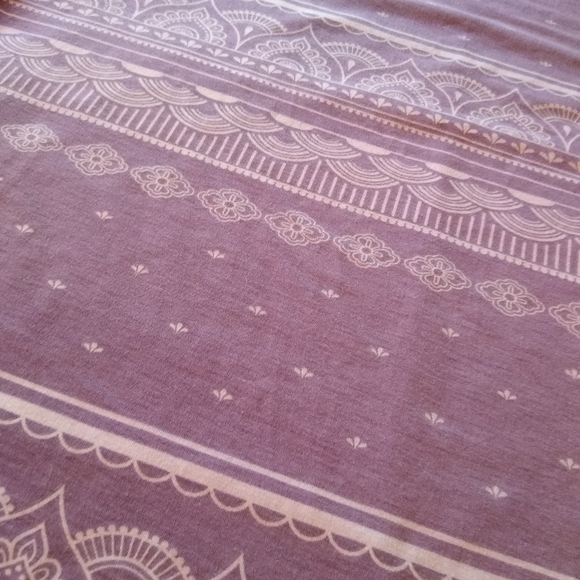 Top - Picture 2 of 3